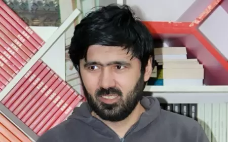 "Saytlar yenə başlayıb ki, Kəramətin atası, Kəramətin atası..."