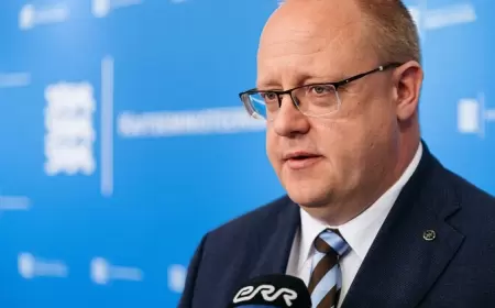 “Putinə şans vermək olmaz, Rusiya məğlub olmalıdır”