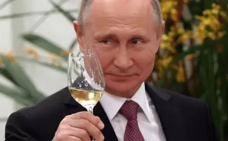 Putin doğum gününü kimlərlə birgə qeyd edəcək?