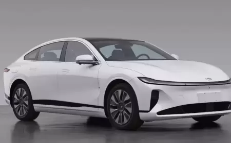 Bütün dünyaya avtomobil satan çinlilər özləri nə sürür? 