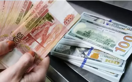 Rubl bahalaşdı, dollar isə