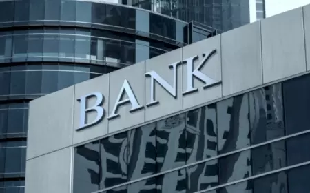 “Bank BTB” zərərlə işləyib, çıxış yolu görünmür