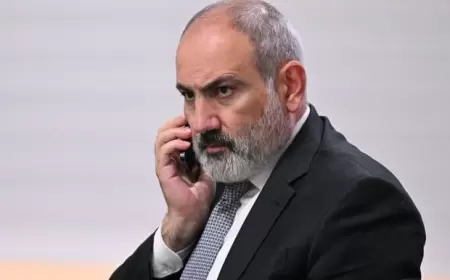 Paşinyan özünü "savadsız" adlandırdı