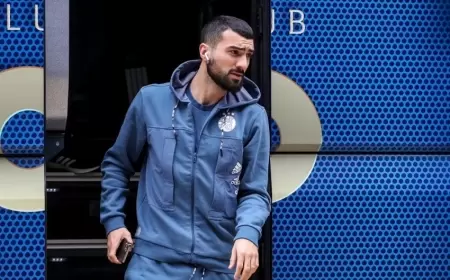 Mahir Emreli Sevgililər Günündə o xanımla görüntüsünü paylaşdı