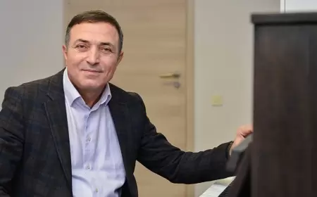 "Mənə aid olmayan görüntülər yayılır, montajdır..."