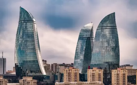 Bakıda yağış sularında iki nəfər batıb?