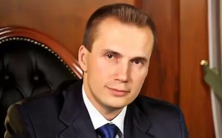 Ukraynanın eks-prezidentinin oğlu Rusiya vətəndaşı oldu