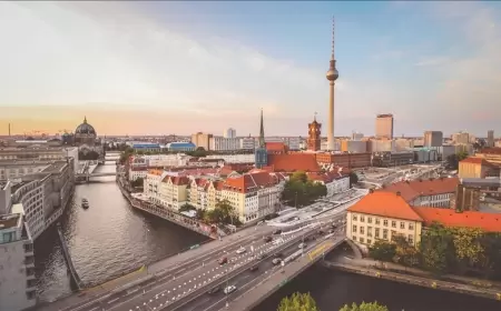 Rusiya müxalifəti Berlində antimüharibə yürüşü elan etdi