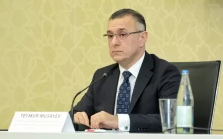 Səhiyyə naziri onu özünə müşavir təyin etdi