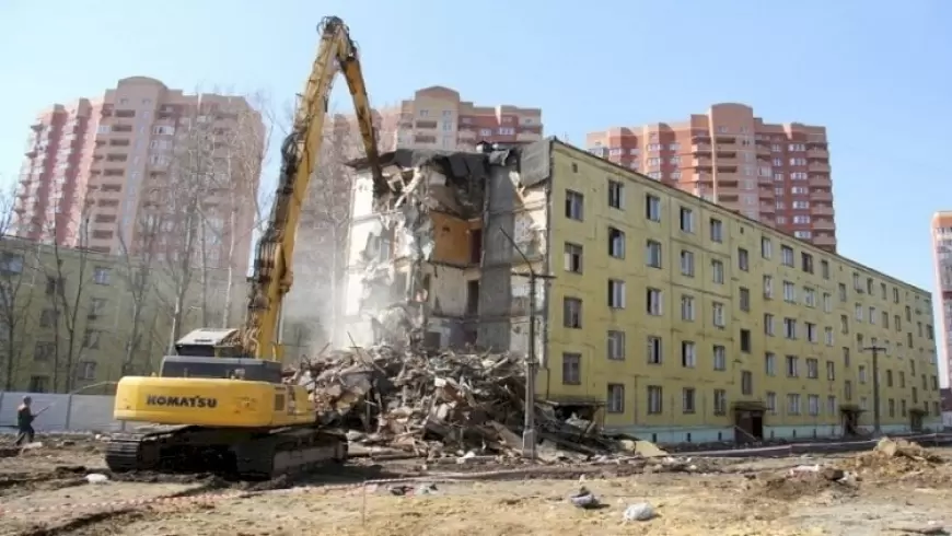 Sakinlər 2200 manata etiraz edir - Bakının bu ərazisində söküntü başladı