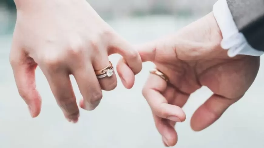 Şamaxıda 15 yaşlı qızını nişanlayan ata polisə çağırıldı 