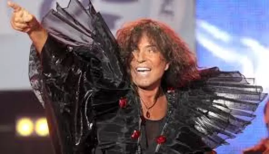 Ötən il səhnədən gedən müğənni yenidən qayıdır  