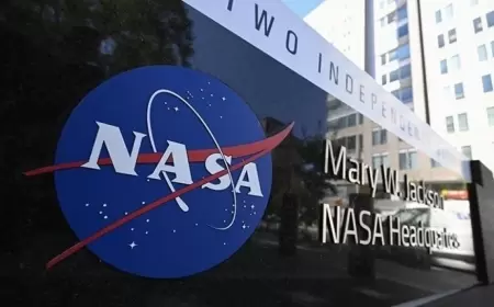 Astronavtların Aya uçusu təxirə salındı