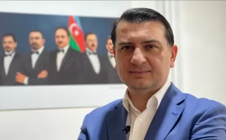 Politoloq Azər Qasımlı saxlanılıb, həyat yoldaşı danışdı