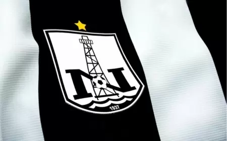 "Neftçi" azarkeşləri Abubakarı belə qarşıladı