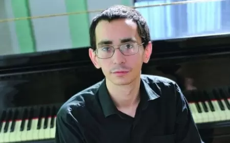 Təcridxanada ölən pianoçunun adına gizli konsert keçirildi