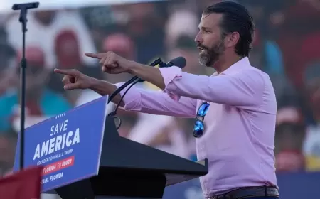 ABŞ silahı Ukraynaya yox, Rusiyaya verməli idi