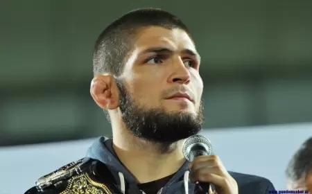 Stüardessa ilə mübahisə edən Həbib Nurməhəmmədov təyyarədən qovuldu