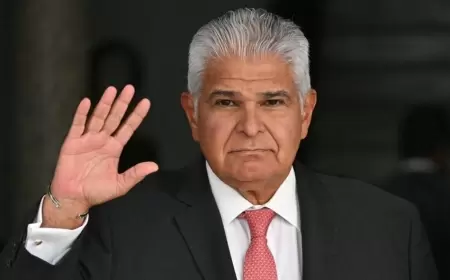 “Danışmıram, əl çəkin”