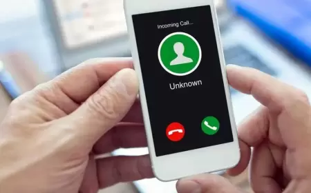 Varlı babasını öldürən nəvə qohumlarını belə aldadıb