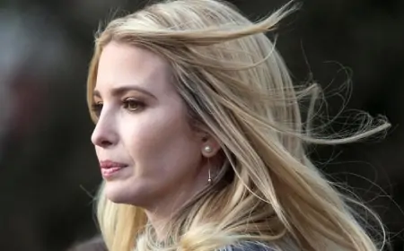 Trampın qızı açıq-saçıq fotosunu paylaşdı