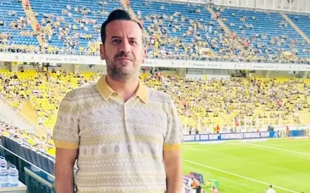 "Adana Demirspor"un prezidenti istefa verdi