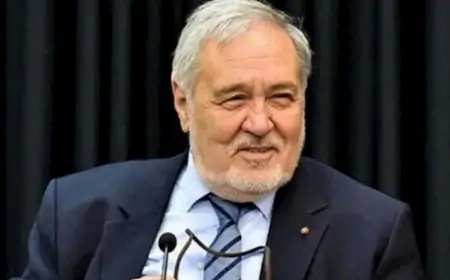 "Tramp məni bağışlasın, amma o, axmaqdır, elə atası da..."