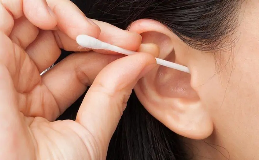 Qulaqdakı cingiltinin səbəbləri nədir? 