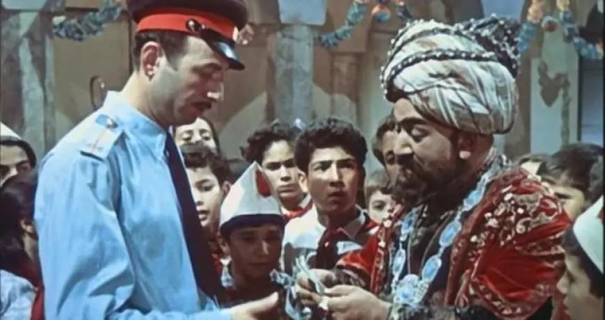 Amaravati, amaravati, çandrika - "Sehrli xalat" filmindəki sözlər hansı dildədir?