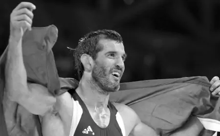 "Deyirlər, otaqdan yıxılıb, amma pəncərəmiz açılmırdı"  