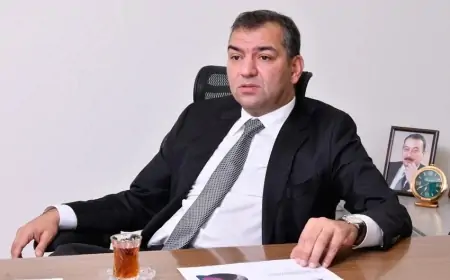 Turizm Agentliyinin rəhbəri evə qapandı, işə gəlmir