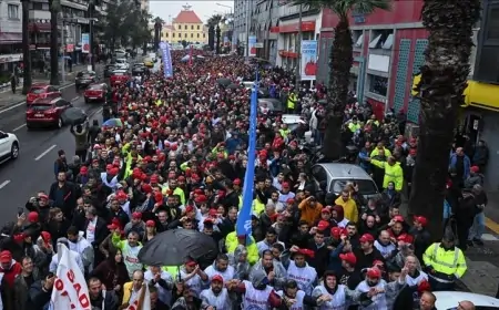 İzmirdə toplaşmaq və nümayiş keçirmək qadağan edildi