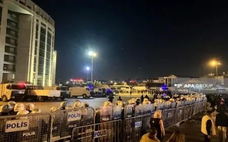 Polis hərəkətə keçdi, nümayişçilərə qaz sıxıldı