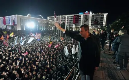 Özgür Özəl bu şirkətləri boykot siyahısına daxil etdi