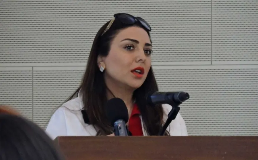 "Qurbanova zəng edirdim, uşaqları gecə bazada saxlayırdı" - Mahir Emrelinin anası + VİDEO