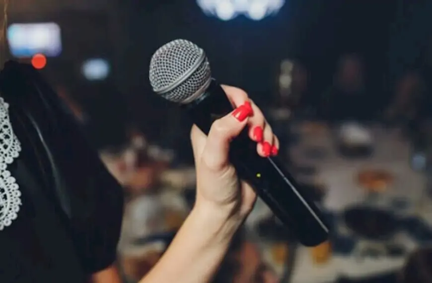 Məşhur xanım müğənnini toydan qovdular - Qubada nə baş verib?