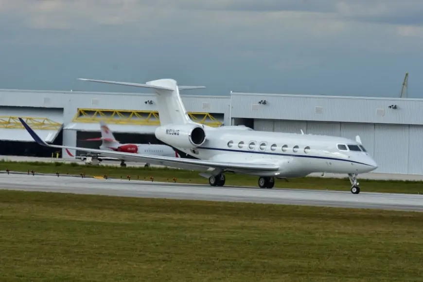 Braziliyanın xüsusi bortu Moskvaya endi 