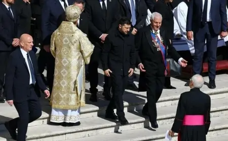 "O paltarda da dəfnə gələrlər?"