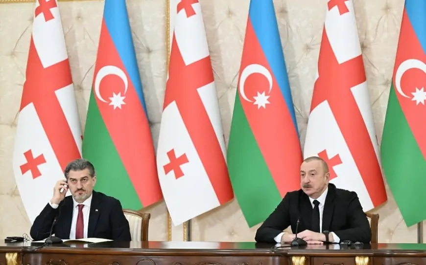 Prezidentlər mətbuata bəyanatlarla çıxış etdilər - Yeniləndi