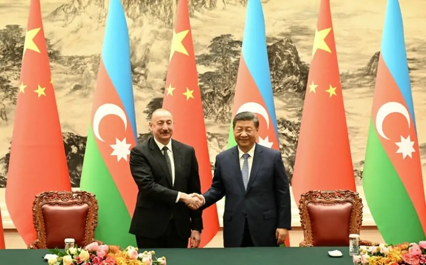 Prezident Çində səfərdədir - Video