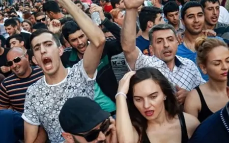 Qarabağ erməniləri Ermənistanı hədələdi