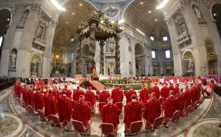 "Otağa salıb ac saxladılar, bir qərara gəlin"