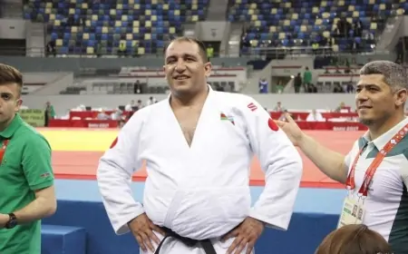 "Gözü sonradan sağalıb"