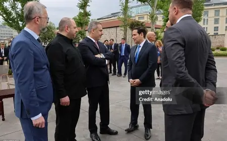 İstanbul görüşündən görüntülər