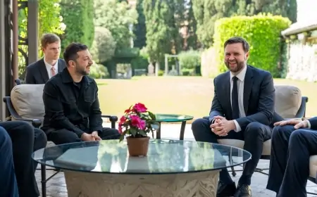 Vens Zelenski ilə görüşündən yazdı 