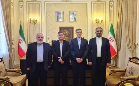 Xameneinin Azərbaycandakı ofisi işini bərpa edir