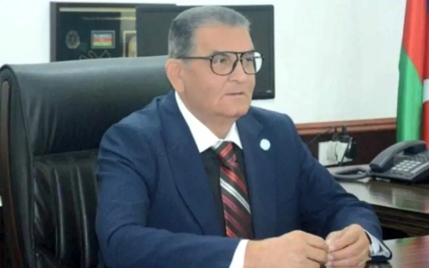 "Bəs Türkiyə bayrağı? Ona niyə etiraz etmirsiniz?" - SSRİ bayrağı qaldıran