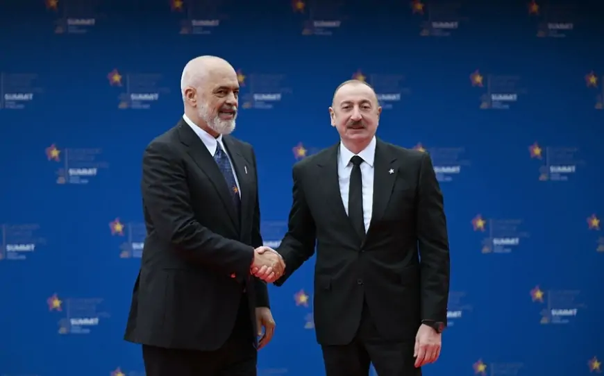 Prezident “Avropa Siyasi Birliyi”nin Zirvə toplantısında iştirak etdi - Foto - Yeniləndi