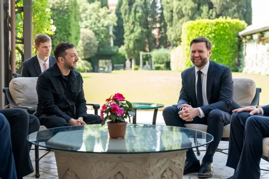 Vens Zelenski ilə görüşündən yazdı 