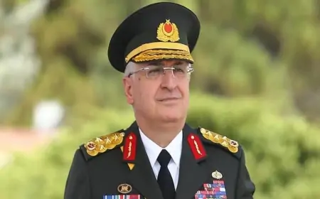 Türkiyənin müdafiə naziri İran sərhədinə getdi